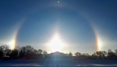 Vieraiden kaasuplaneettojen taivailla näkyy poikkeuksellisia haloja