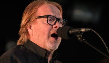 Näyttelijä Heikki Silvennoiseen aikanaan yhdistetty nainen kertoo kantaneensa salaisuutta: "Pian syntyy pikku-Heikki"