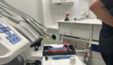 Hus päätti hammashoitajan työsuhteen perusteetta – oikeus määräsi korvauksia