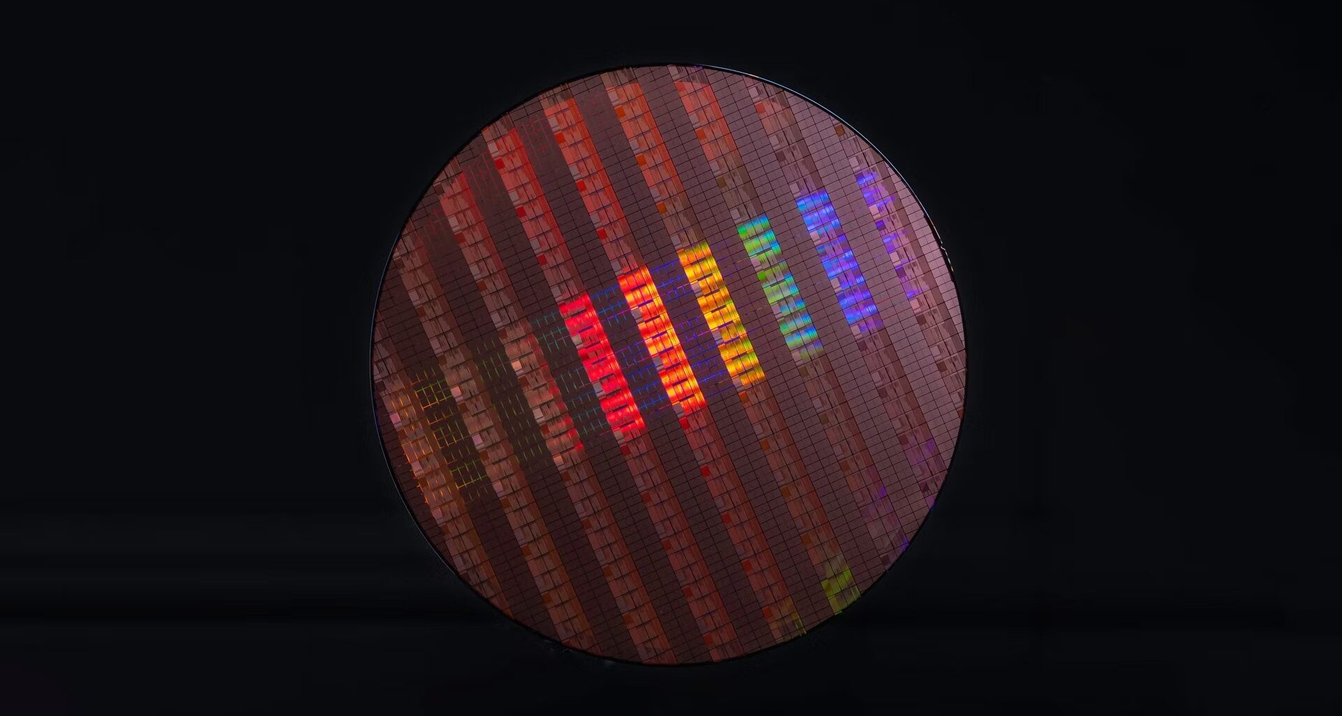 AMD ja Intel käyvät alustavia neuvotteluja piirivalmistusyhteistyöstä