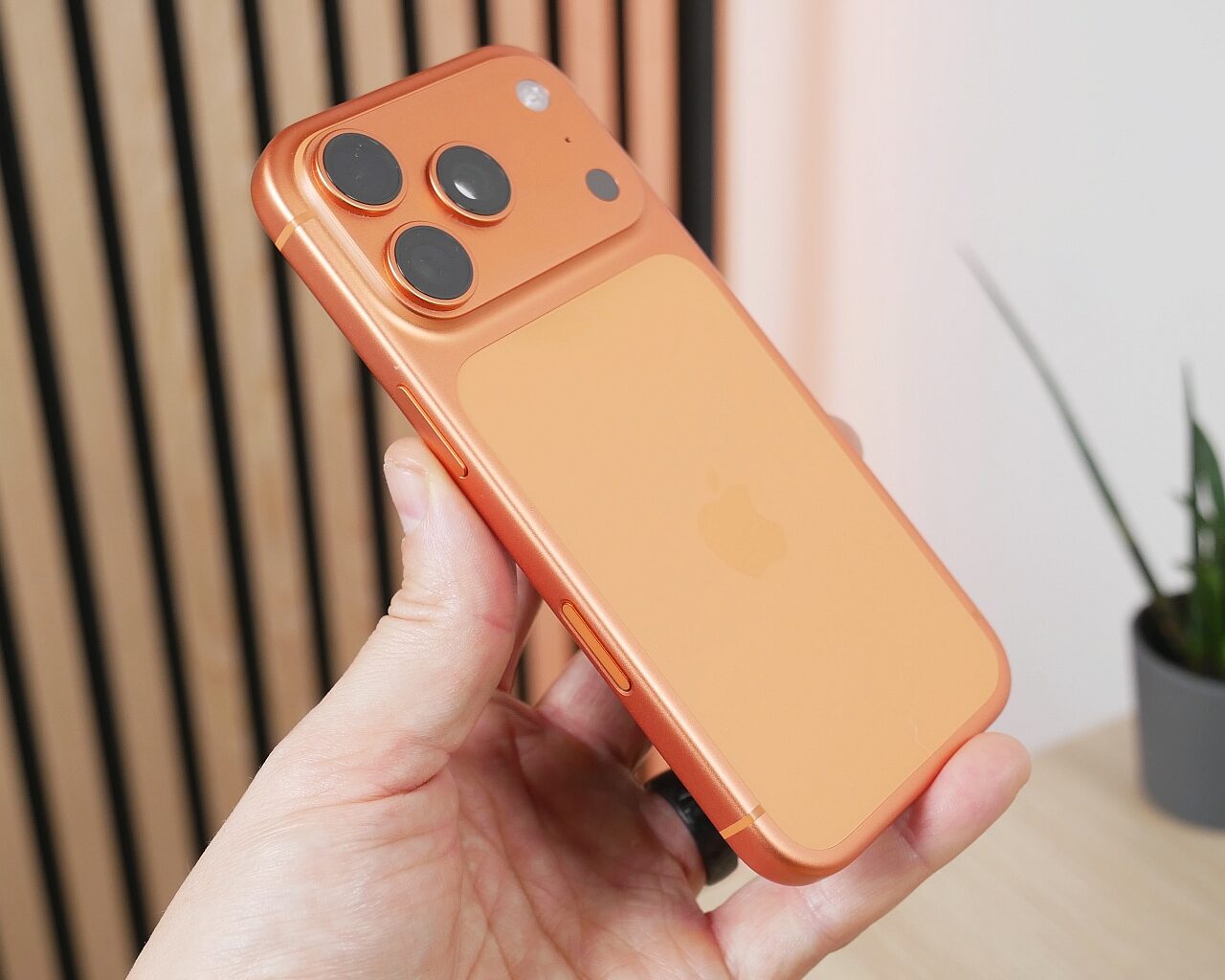 Uusi artikkeli: Testissä Apple iPhone 17 Pro