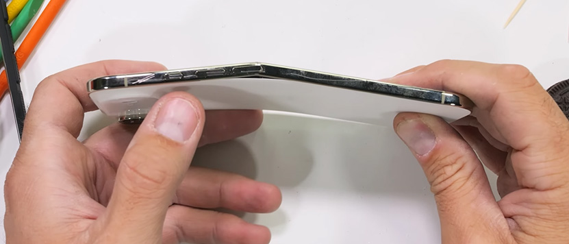 Japanilaisraportti: Apple leikkaa iPhone Airin tuotantomääriä