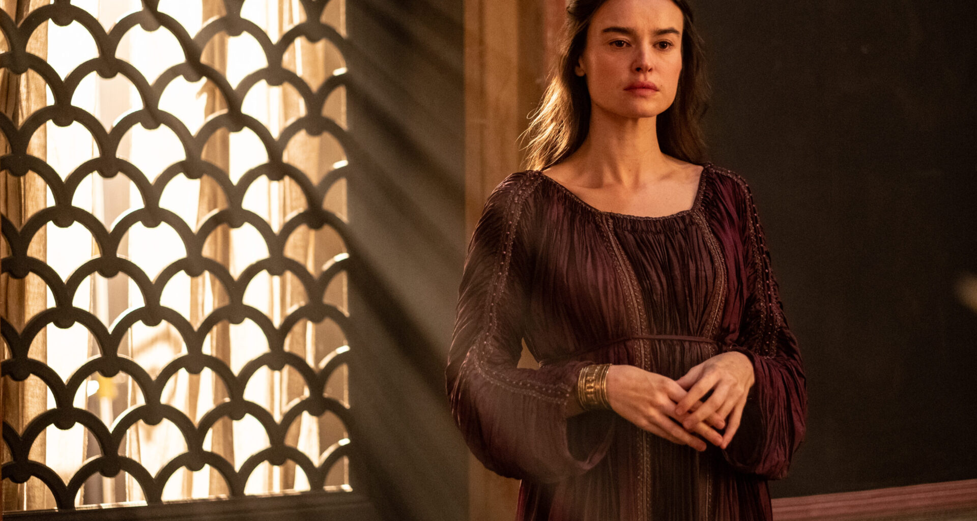 Konservatiivi-Hollywoodissa leimahti: Mel Gibson palkkasi vääränlaisen naisen Jeesuksen äidiksi