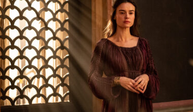 Konservatiivi-Hollywoodissa leimahti: Mel Gibson palkkasi vääränlaisen naisen Jeesuksen äidiksi