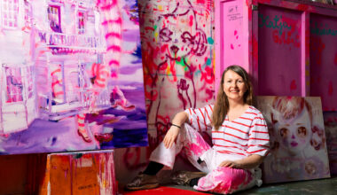 Katja Tukiaisen Pieni tylsä kirja kuvaa keski-ikää – joka ei ollutkaan tylsää