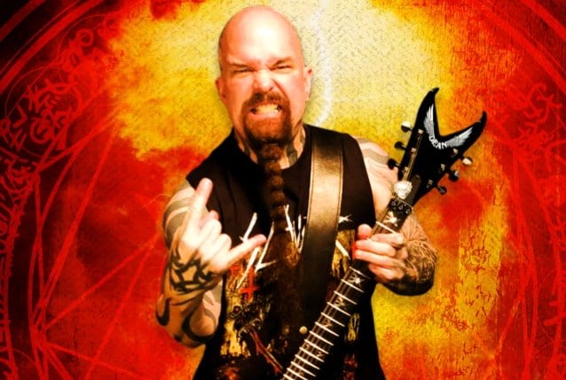 Kerry King tarttui Black Sabbath- ja Iron Maiden -herkkupaloihin - tältä näytti meno Slayer-kitaristin soolokeikalla