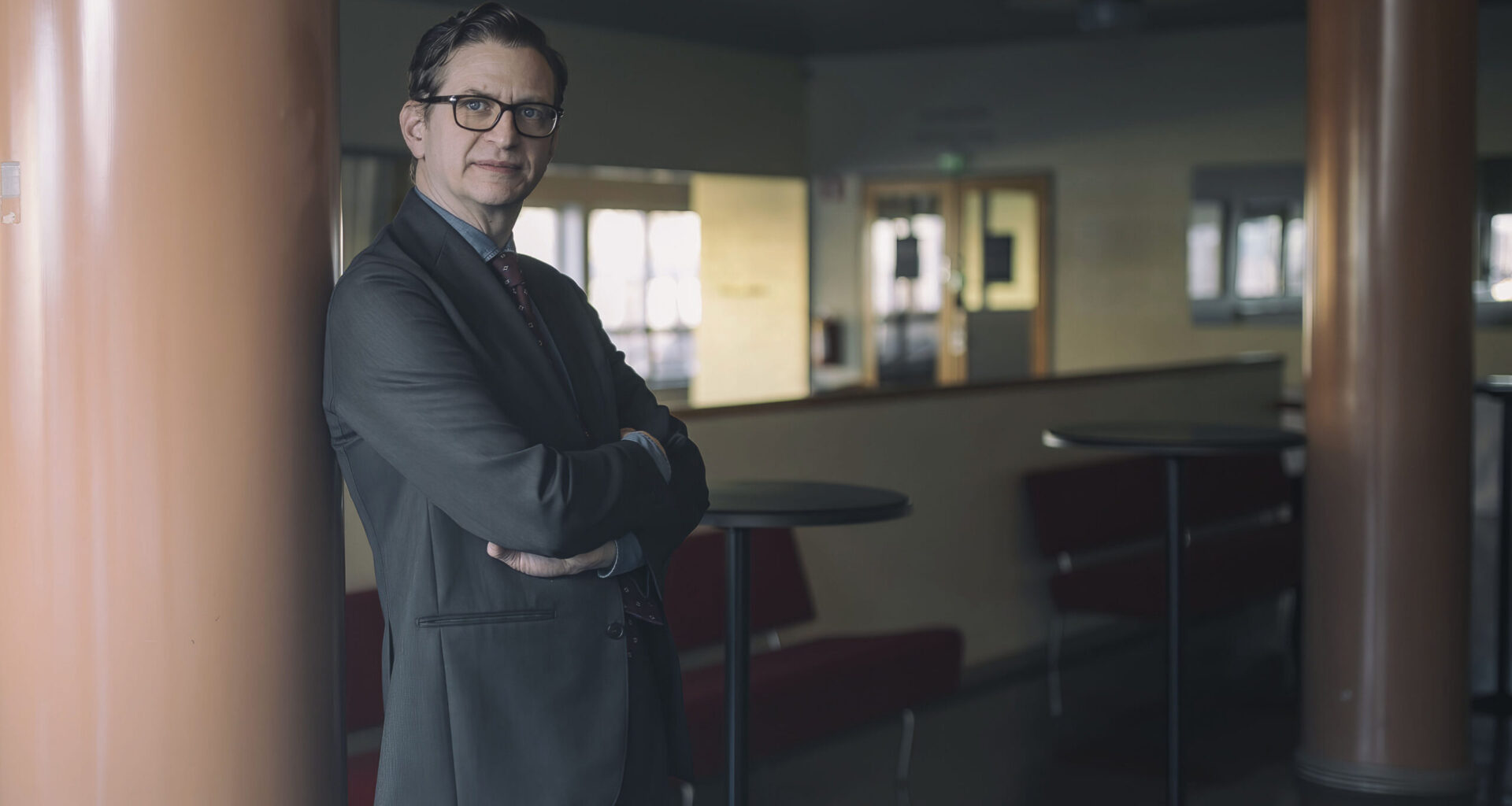 Menestyneen Amos Rexin museo­johtaja pani useita kuraattoreitaan vaihtoon – sai aiemmin risti­riitaista huomiota Ruotsissa