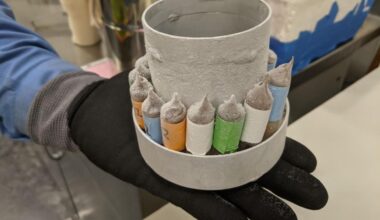 Mikrobien DNA voisi säilyä kymmeniä miljoonia vuosia Marsin jäässä