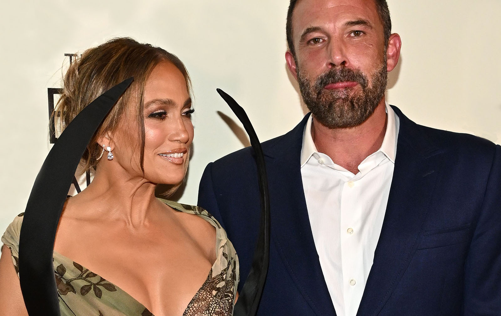 Tämä tuli yllättäen kuin Amerikan täti - Eronneet Ben Affleck ja Jennifer Lopez nähtiin yhdessä punaisella matolla