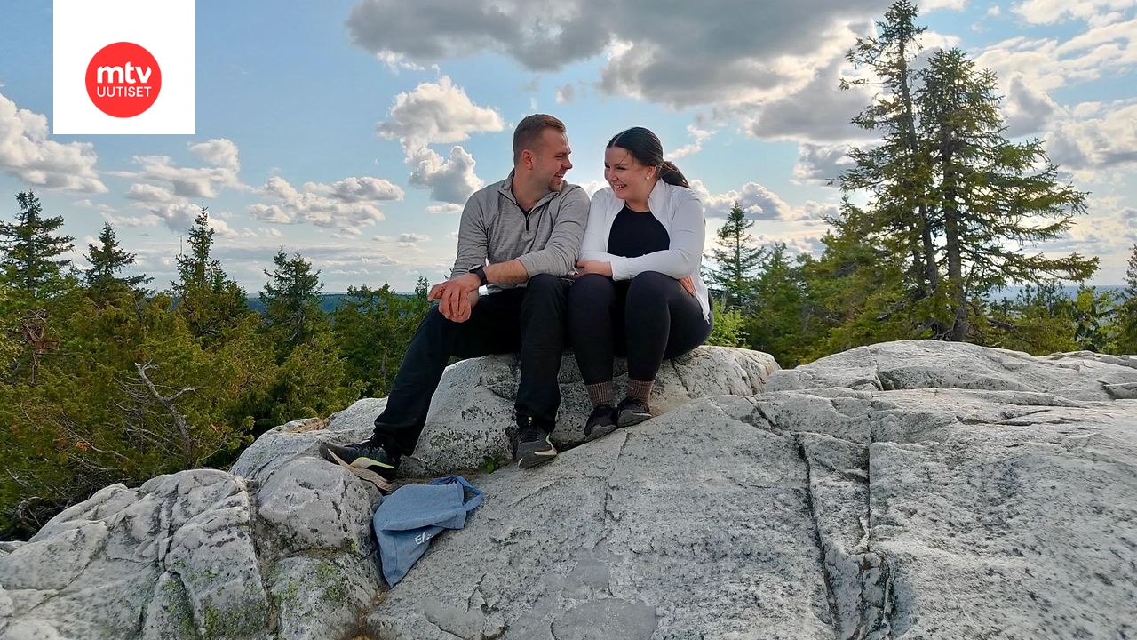 Maajussi-Perttu ja Emilia hehkuttavat onnistuneita treffejä