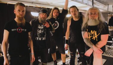 Mokoman Kuoleman laulukunnaat täyttää pyöreitä - asiaa juhlistetaan kiertueella