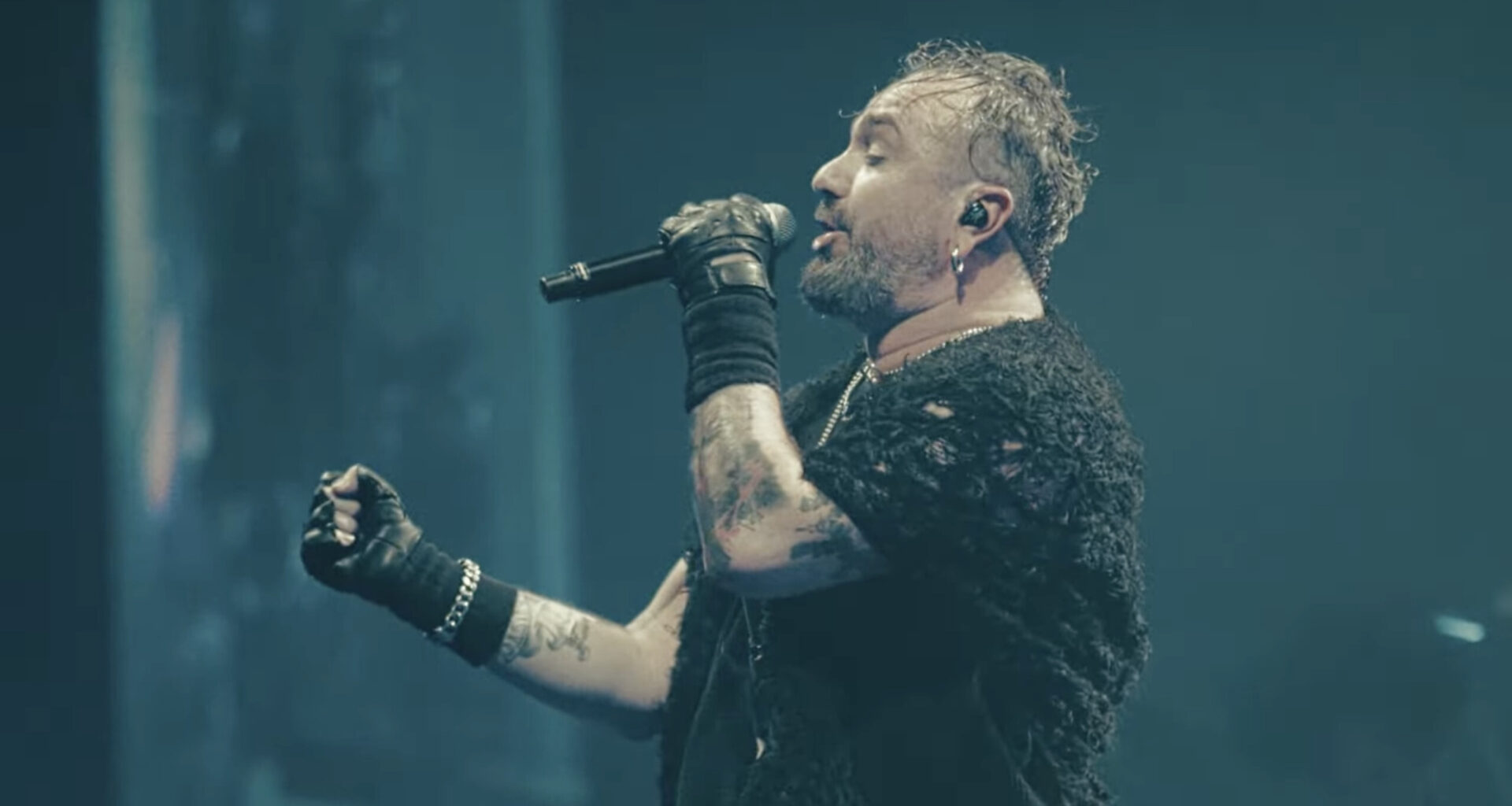 Älä tee tästä yhtään Metallican kaltaista, sanoi Moonspellin laulaja miksaajalle kun livelevyä työsti – tällainen siitä tuli