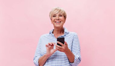 JBL-kuulokkeet tai 50 € lahjakortti