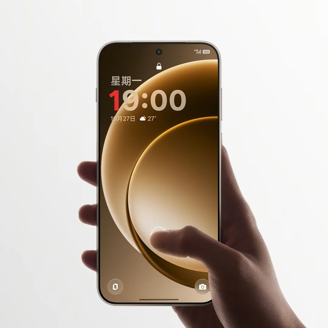 OnePlus 15:ssä on entistä pienemmät reunukset näytön ympärillä.