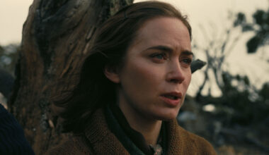 “Olemme kusessa” - Emily Blunt on kauhuissaan tekoälyllä luodusta “näyttelijä” Tilly Norwoodista