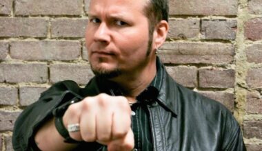 Entinen Judas Priest -laulaja kajautti ilmoille koko joukon Black Sabbath-, Iron Maiden- ja Priest-klassikoita - katso video