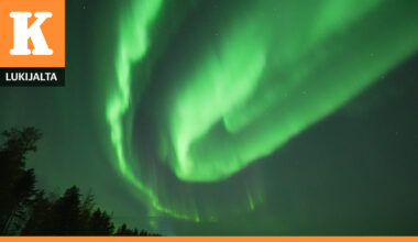 Revontulet loimusivat 1.10 Papinjärven yllä :-)