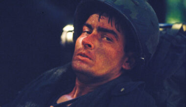 Tom Cruise vei Charlie Sheenin havitteleman roolin - elokuvasta tuli klassikko, eikä ohjaajan selitys roolitukselle vakuuttanut