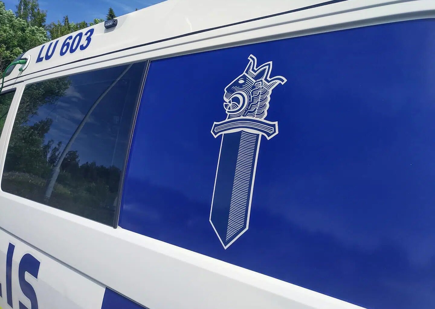 Turussa mies hajotti poliisiauton - syy oli pysäyttävä