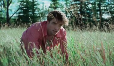 Näyttelijä Robert Pattinson kokeilee toista uraa - myös uusi leffa tulossa Jennifer Lawrencen ja Sissy Spacekin kanssa