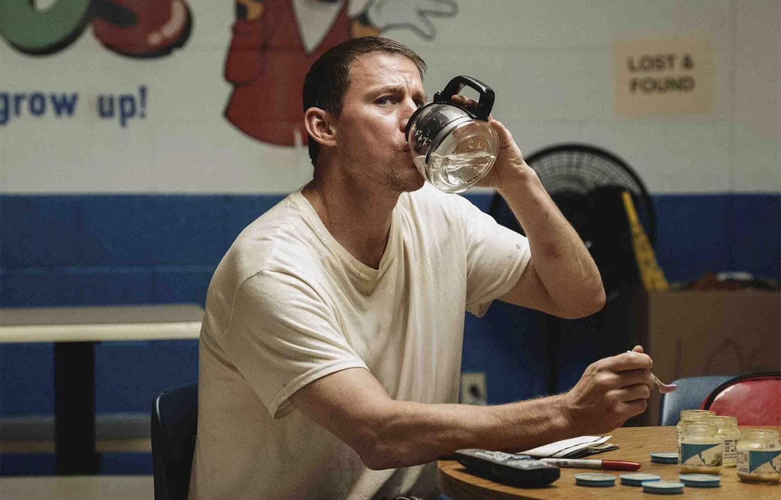 ”Mies ryöstää Mäkkäreitä kattojen kautta” -elokuva on nähty – ”Channing Tatumin uran parhaita rooleja"