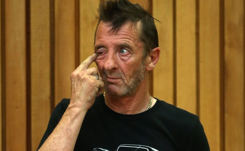 Tullaanko Phil Ruddia vielä näkemään AC/DC:n rumpusetin takana? - "He eivät ole edes tarttuneet puhelimeen"