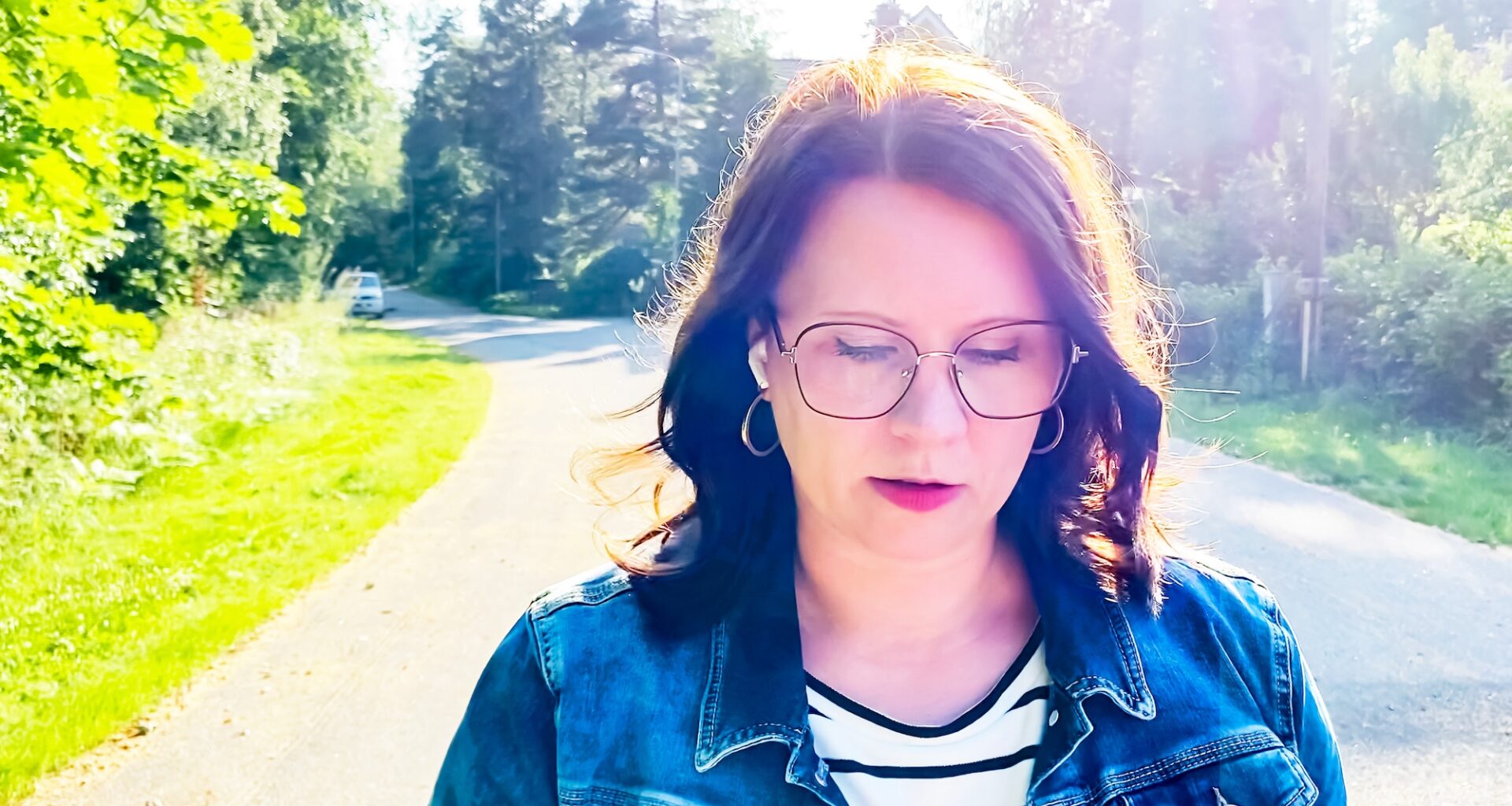 Muille artisteille biisejä tehnyt Sara Suvela julkaisi ensimmäisen oman levynsä, video ensinäytössä Soundissa