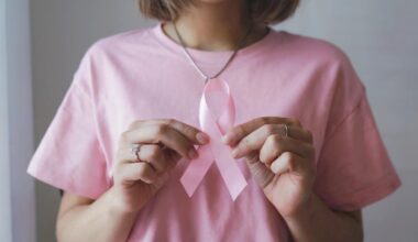 Rintasyöpähoidot aiheuttavat monenlaisia sivuvaikutuksia – onneksi lähes kaikkia voidaan lievittää