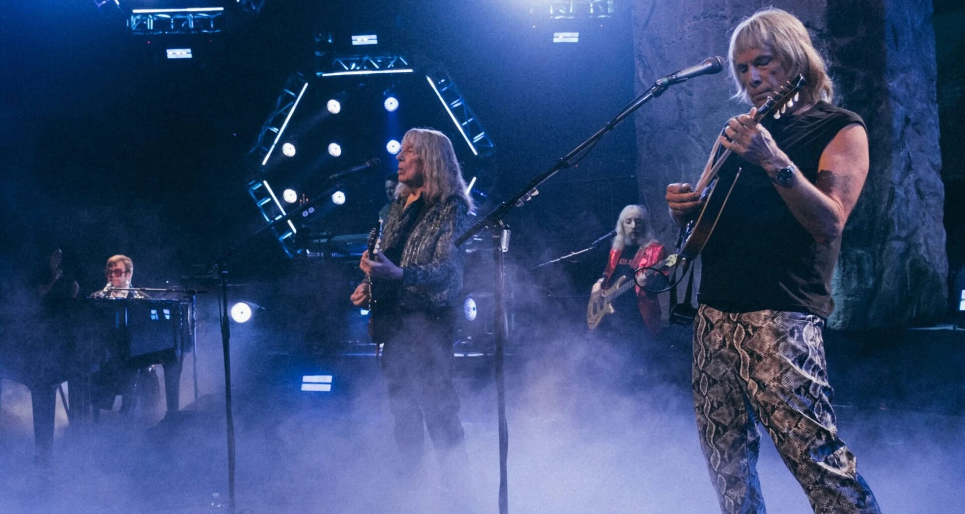 Spinal Tap 2 -elokuvan lisäksi julkaistaan konserttitallenne - Monumentilla jonka mummosi ja vaarisikin tuntee