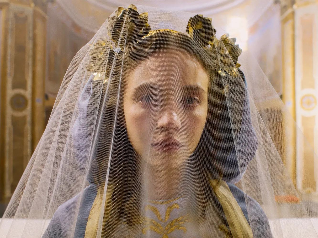 Sydney Sweeney kohahdutti hyväntekeväisyystapahtumassa – mekostahan näkyy läpi!