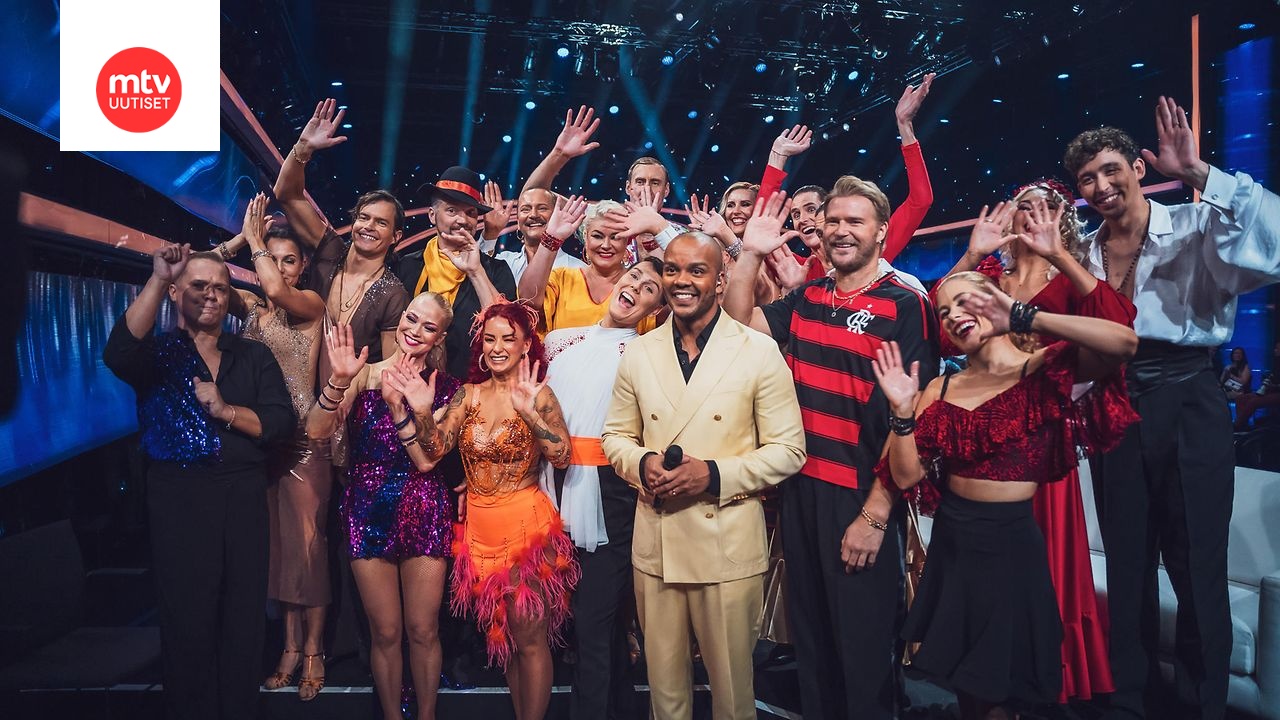 Kurkista Tanssii Tähtien Kanssa -ohjelman etkoille ja punaiselle matolle