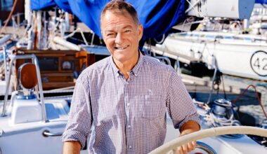 Purjehtija Tapio Lehtinen joutui nuorena leskenä talousahdinkoon