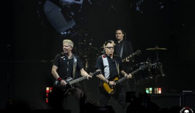 Livearvio: Dexter Holland ei ehkä osaa laulaa, mutta mitäs pienistä – The Offspring tarjosi mainion show'n
