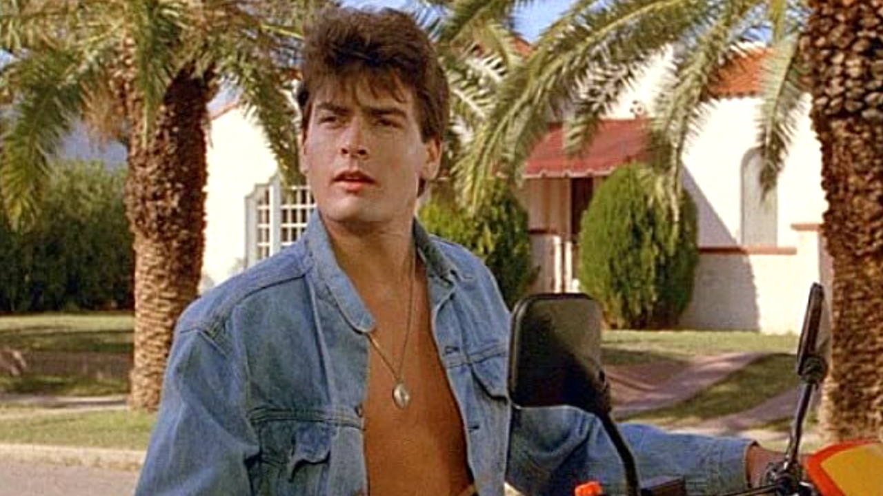 Nyt ilmaiskatselussa: Charlie Sheenin vauhdikas kasarielokuva – sai Oliver Stonen pelkäämään Platoonin puolesta