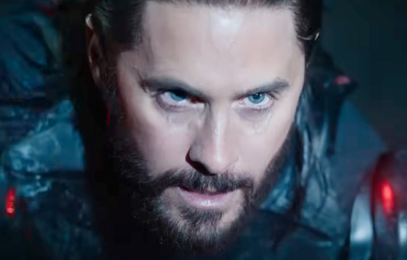 Nyt ensi-illassa: Odotettu scifi-elokuva sopii nykyhetkeen - digimaailman tekoäly ottaa yhteyttä ihmiskuntaan - Episodi.fi