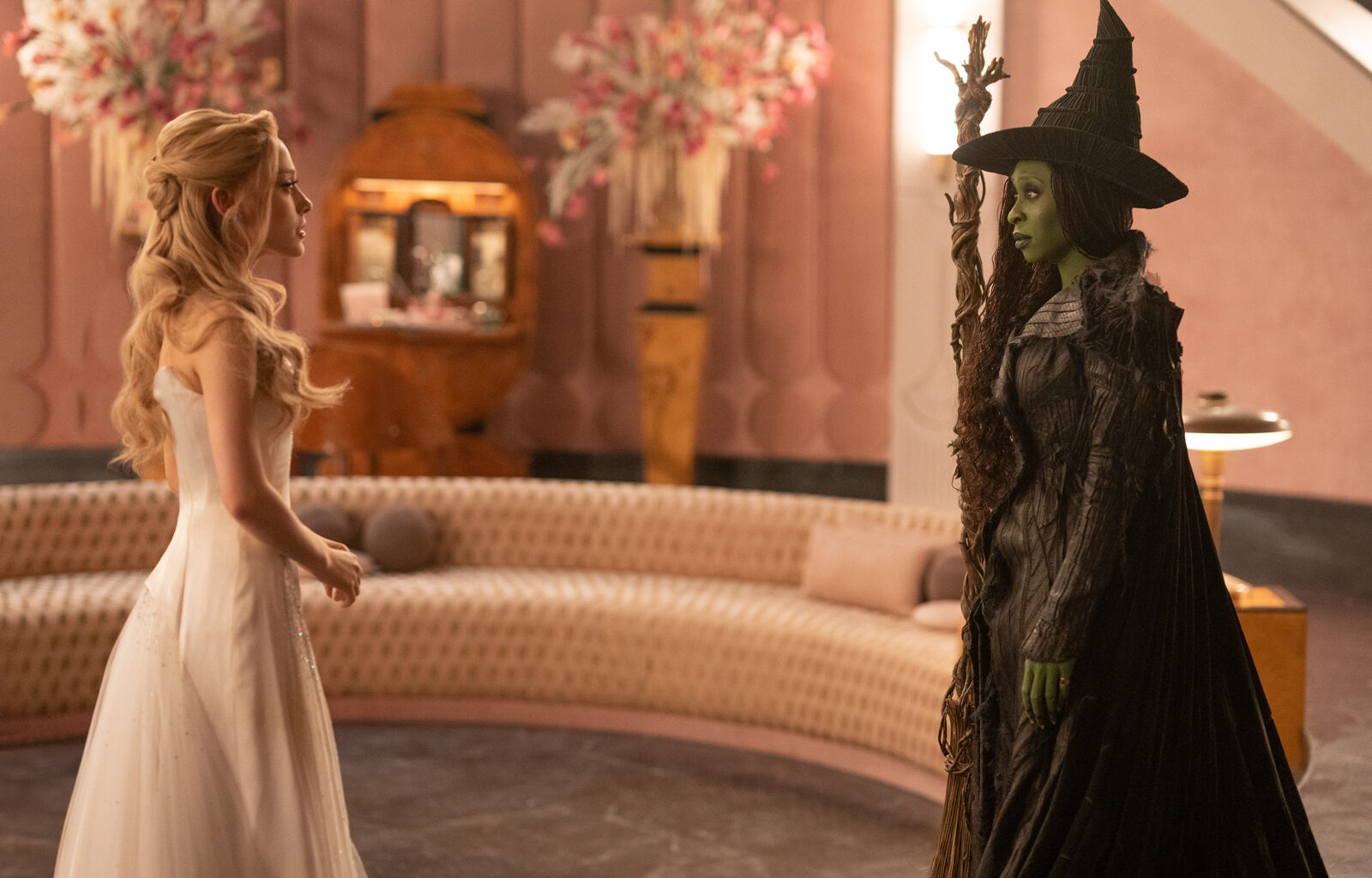 Loppuvuoden odotetuimman fantasiaelokuvan ohjaaja vertasi sitä Taru sormusten herrasta -trilogiaan