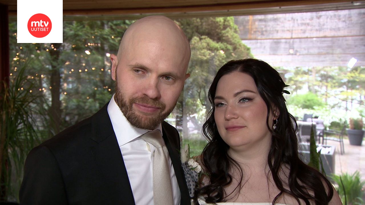 Ensitreffit-pari Iina ja Mikko paljastavat, milloin huomasivat olevansa ihastuneita