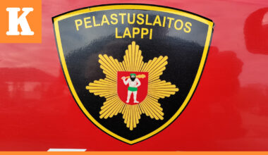 Kaksi minibussia suistui ojaan Posiolla – kolme henkilöä tarvitsi ensihoidon palveluja