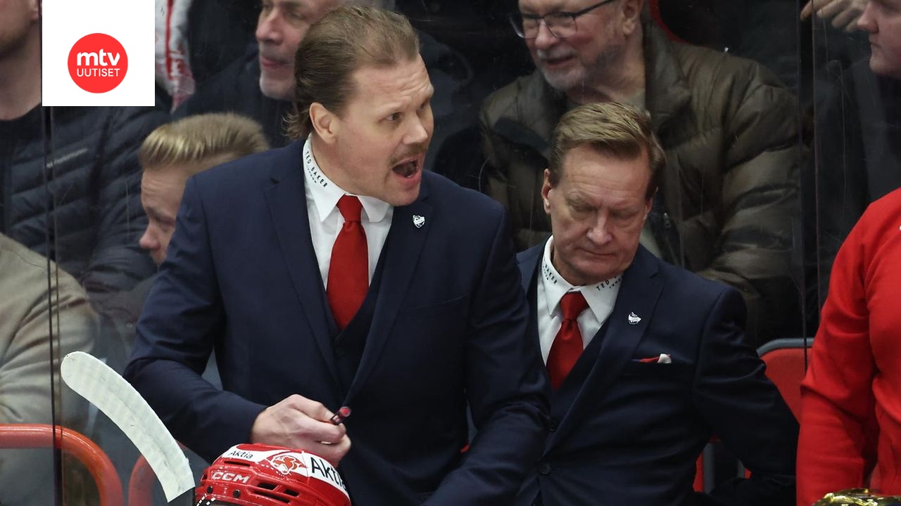 Liiga-sivujen kansikuva