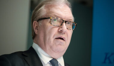 "Se olisi avoimuutta ja reilua" – Kokoomuspoliitikko haluaa Kelan tuensaajien nimet julki