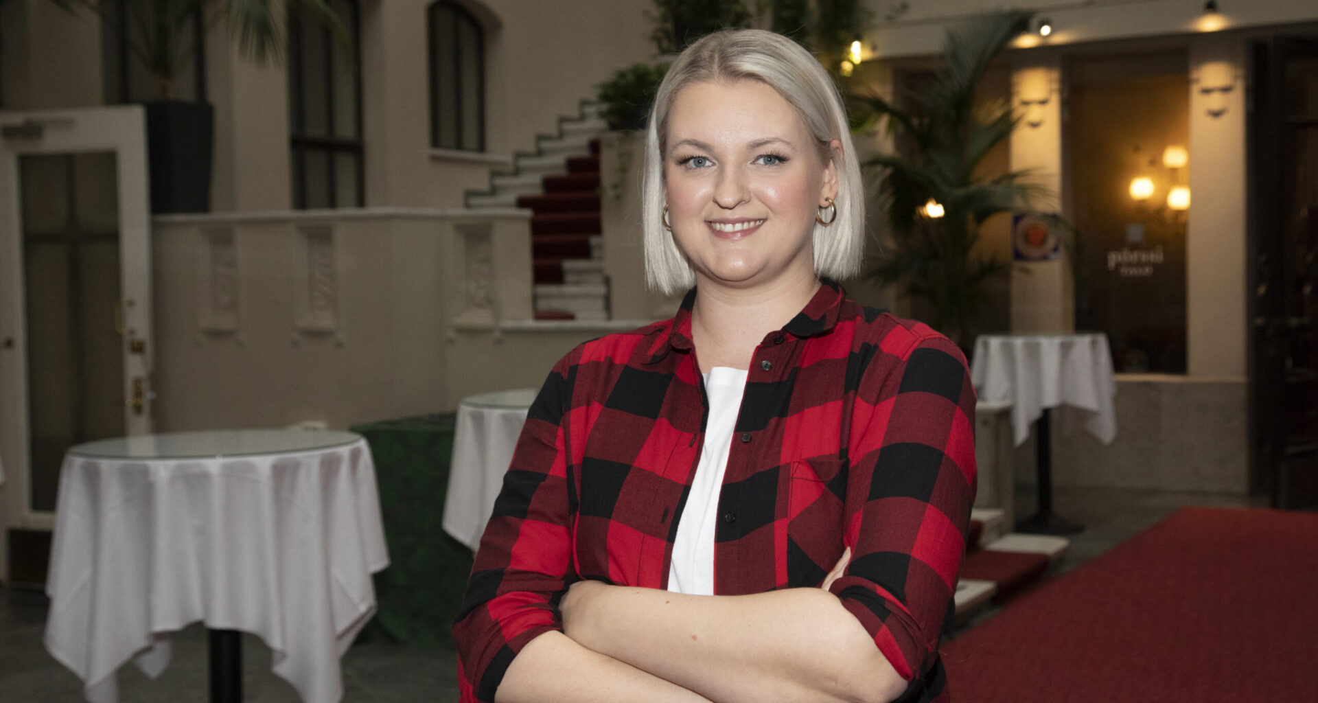 IL: Uusi kotimainen sketsiohjelma alkaa – kilpailijoina muun muassa Robin Packalen ja Shirly Karvinen