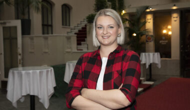 IL: Uusi kotimainen sketsiohjelma alkaa – kilpailijoina muun muassa Robin Packalen ja Shirly Karvinen