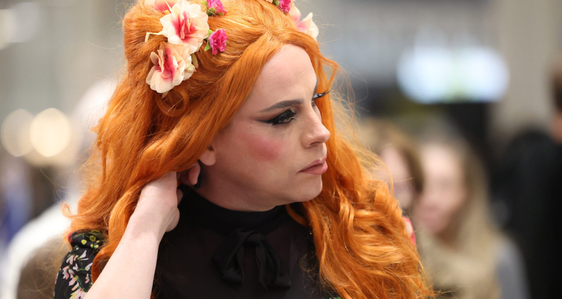 Finnkinon lipunmyyntiuudistus raivostuttaa – Cristal Snow kehottaa painumaan roskiin