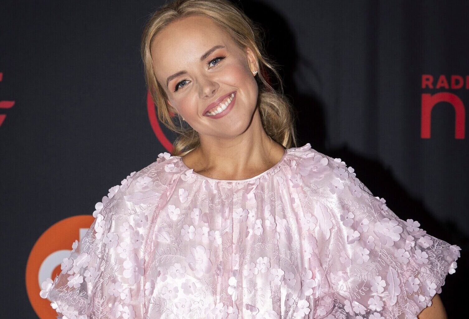 Sara Parikalta yllättävä paljastus poikansa nimestä