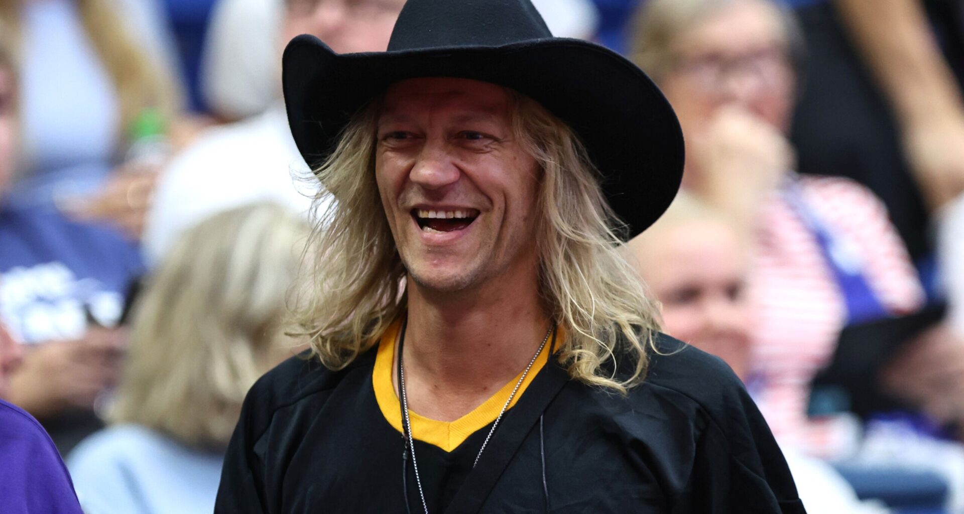 Duudsonien Jukalta ja Jarpilta yllätys: ”Meirän rakkauslapsi”