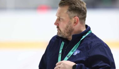 Leijonien päävalmentaja Antti Pennanen laittoi tuulemaan