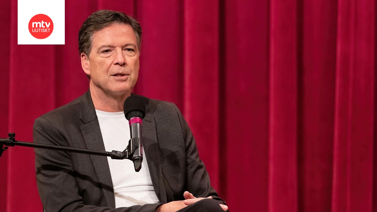 Hylätyt syytteet kohdistuivat liittovaltion poliisi FBI:n entiseen johtajaan James Comeyyn.