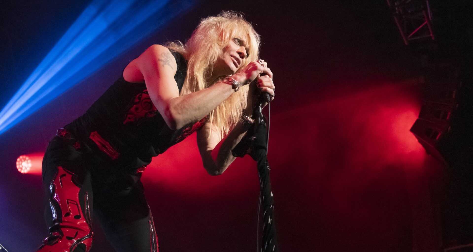 Michael Monroe: "Näin tukkametallibändejä, jotka soittivat hiuslakkapurkkejaan paremmin kuin soittimia"