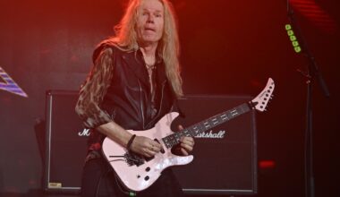 David Coverdale on lopettanut, mutta pian voi nähdä Whitesnaken muuta suuruusvuosien jäsenistöä Suomessa