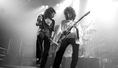 Vaatimaton pieni laulu nimeltä Bohemian Rhapsody – Brian May ja Roger Taylor kertovat Queenin ikivihreän synnystä